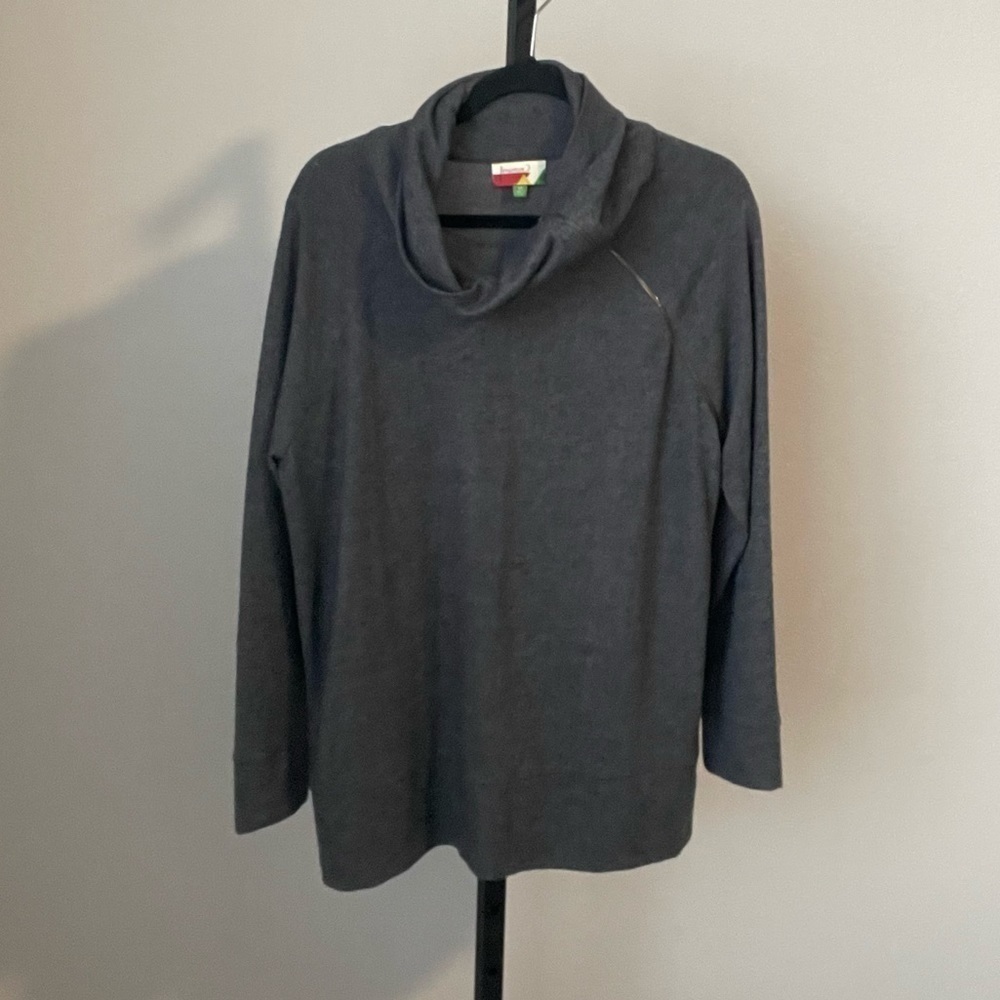 Mod Cloth Fervour  Grey Cowl Neck Tunic with Zipper Detail Size 1X